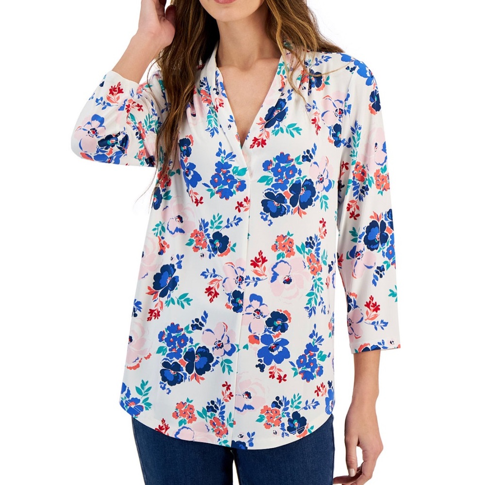 Charter Club 3/4 sleeve top, size M, new with tags.